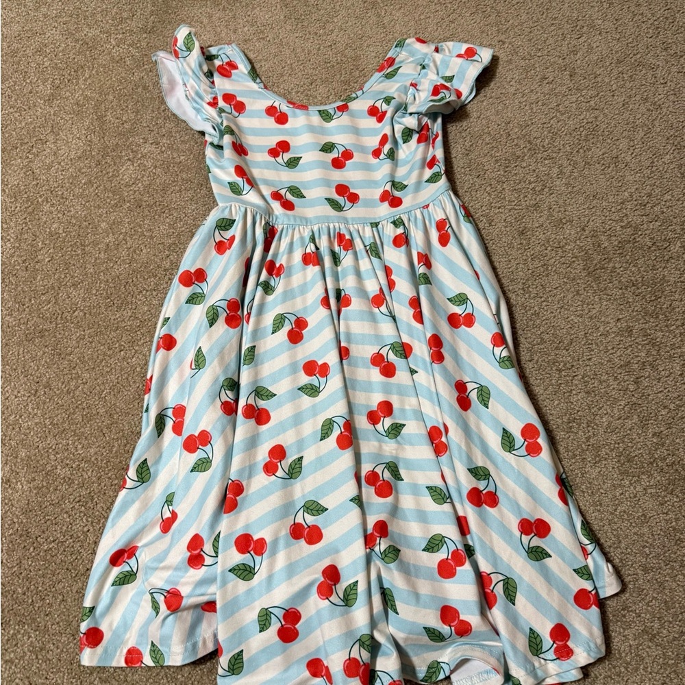 Dot dot smile cherry dress EUC 7